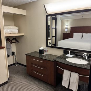 Hyatt Place Dallas/Grapevine - Hotels Near Me - Grapevine, Texas Hyatt Place Dallas/Grapevine - Hotels Near Me - Grapevine, Texas
