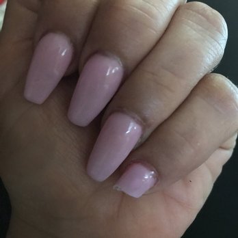Dearborn Nail Salon - This has been done 4 hours ago .. broken nail after 4 hours of getting it done. - Nail Salons Near Me - Dearborn, Michigan