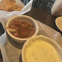 Embers Tavern & Grille - Appitzer - Chips w/ Salsa & Queso