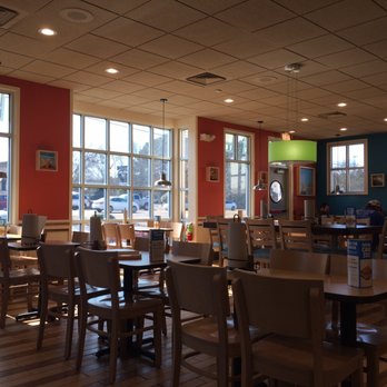 Captain D's - Interior - Seafood Near Me - Oxford, Mississippi