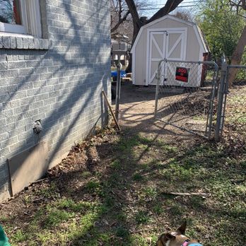 Aptive Pest Control - This is what their service tech considers a closed gate apparently. - Pest Control Near Me - Fort Worth, Texas Aptive Pest Control - This is what their service tech considers a closed gate apparently. - Pest Control Near Me - Fort Worth, Texas