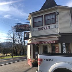 Wigwam Drive-In - Wigwam