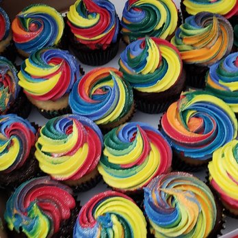 Famous Creations - Chocolate ones had Dulce de leche filling and the vanilla ones had a berry filling.Both totally awesome Perfect for our Rainbow Pride Party - Bakeries Near Me - Fairfield, California