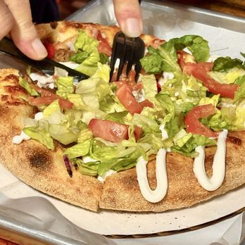 Mountain Goat Market - Pizza taco pie - Delis Near Me - Monteagle, Tennessee