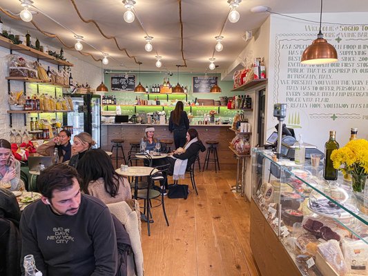 Sogno Toscano Market & Wine Bar by null