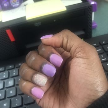 Halo Nail Spa - My pinky nail is the original color!! Horrible - Nail Salons Near Me - Palm Beach Gardens, Florida Halo Nail Spa - My pinky nail is the original color!! Horrible - Nail Salons Near Me - Palm Beach Gardens, Florida