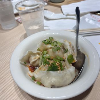 Seven Grams - Wonton With Chili Sauce 6pcs - Chinese Near Me - Rancho Cucamonga, California
