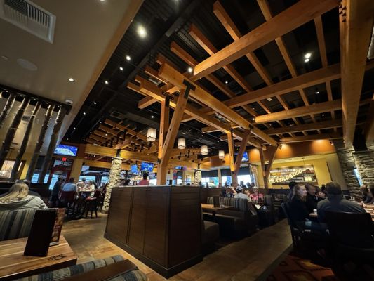 Lazy Dog Restaurant & Bar by null