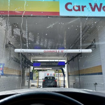 Turnpike Shell & The Point Market - a car wash station - Car Wash Near Me - Santa Barbara, California Turnpike Shell & The Point Market - a car wash station - Car Wash Near Me - Santa Barbara, California