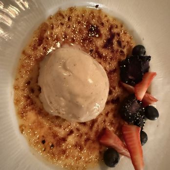 AKLA - Crème brûlée - International Near Me - Lisbon, 11