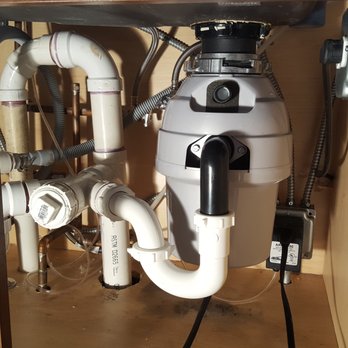 Rosso Handyman Services - Electricians Near Me - Chicago, Illinois Rosso Handyman Services - Electricians Near Me - Chicago, Illinois