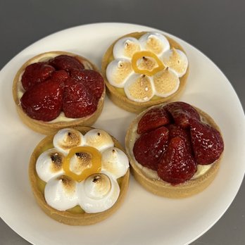 Barachou - Strawberry Tartelette - Desserts Near Me - New York, New York