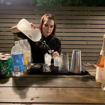 Mia's Martini - Bartenders Near Me Mia's Martini - Bartenders Near Me