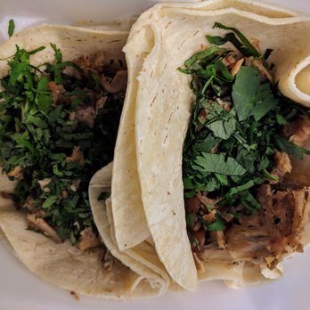 Carrito El Guerrero - Tacos de Carnitas - Food Trucks Near Me - Flushing, New York Carrito El Guerrero - Tacos de Carnitas - Food Trucks Near Me - Flushing, New York