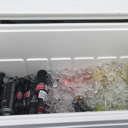 Los Lagos Taqueria - Mexican sodas