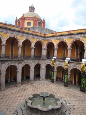 Museo Regional de Querétaro by null
