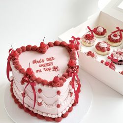 Its Sugarlicious - Matching custom cake and cupcake set!