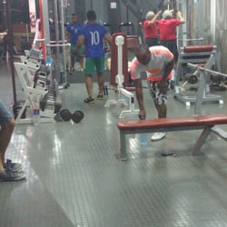 Ocean Gym - Senegal y PAMI, los únicos presentes en el gym durante un partido de Boca.