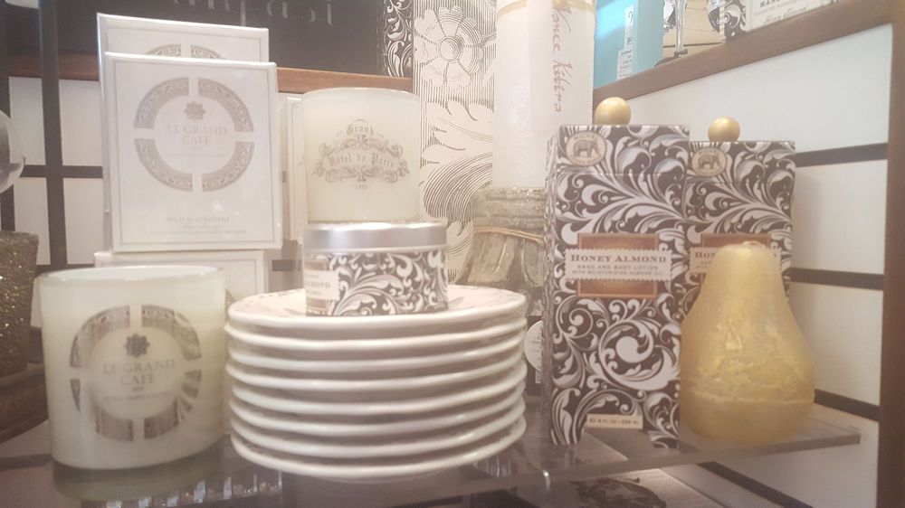 THE MAILROOM Updated May 2024 25 Reviews 24040 Camino Del Avion