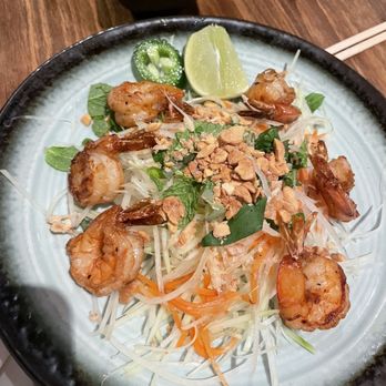 Que Viet - Grilled Shrimp Green Papaya Salad / Goi Du Du Tom Nuong - Vietnamese Near Me - San Francisco, California