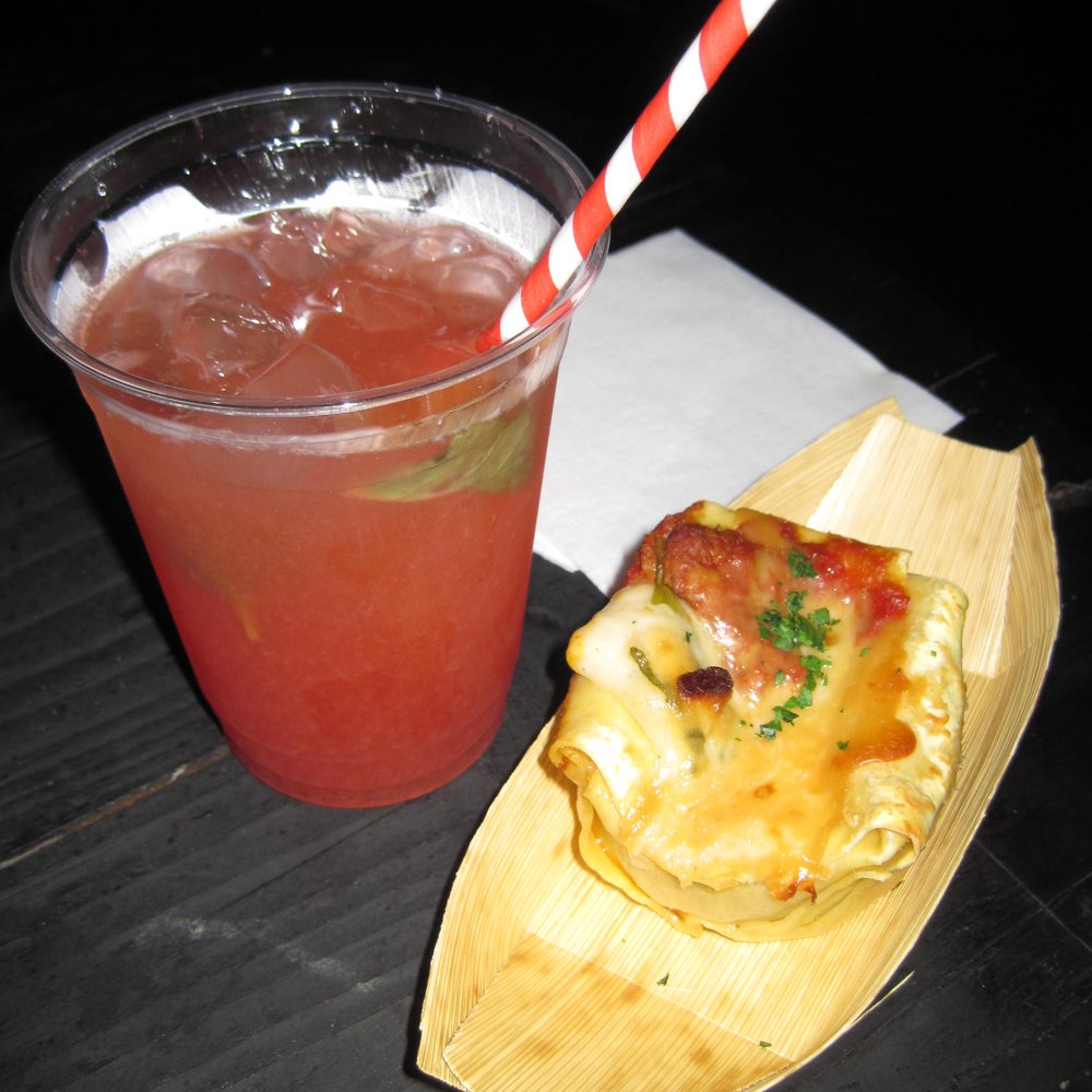 lasagna cupcake & strawberry lemonade