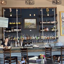 Jack's Seafood - Jacks full bar service.