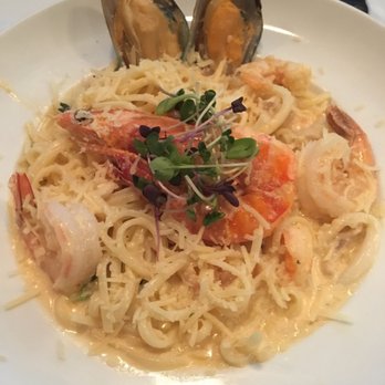 Cayo Blanco - Seafood Linguine Alfredo - Seafood Near Me - San Juan, Puerto Rico Cayo Blanco - Seafood Linguine Alfredo - Seafood Near Me - San Juan, Puerto Rico
