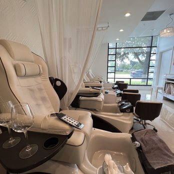 Lush Nail Spa - Nail Salons Near Me - Winter Park, Florida Lush Nail Spa - Nail Salons Near Me - Winter Park, Florida