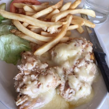Capitol Cafe - American Near Me - Brookfield, Wisconsin