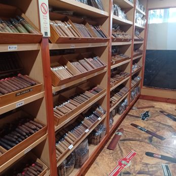 La Faraona Cigars - Tobacco Shops Near Me - Tampa, Florida La Faraona Cigars - Tobacco Shops Near Me - Tampa, Florida