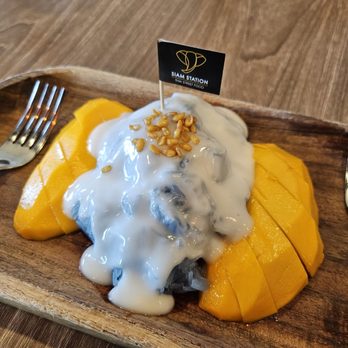 Siam Station - Mango sticky rice - Thai Near Me - Irvine, California