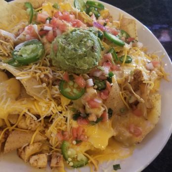 Anthony's Restaurant & Pub - Chicken nachos - New American Near Me - Joliet, Illinois