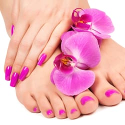 Fluorescent Nails & Spa