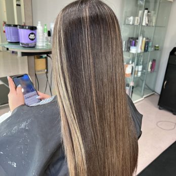 Allure Beauty Bar - Hair Salons Near Me - Pinole, California Allure Beauty Bar - Hair Salons Near Me - Pinole, California