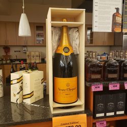 New Hampshire State Liquor Store