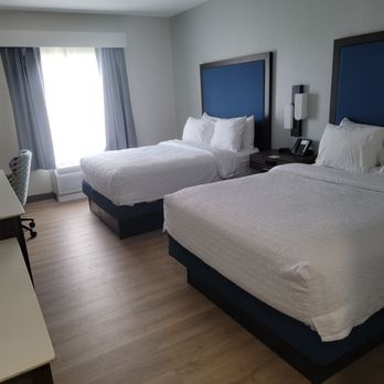 Hampton Inn & Suites Tyler-South - Beds - Hotels Near Me - Tyler, Texas Hampton Inn & Suites Tyler-South - Beds - Hotels Near Me - Tyler, Texas