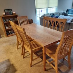 Cozy Oak Furniture