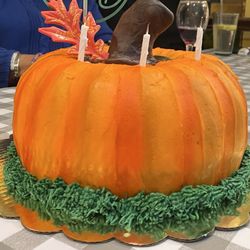 Rias sweet creations - Pumpkin cake from Ria's Sweet Creations! Mmmm good!!!