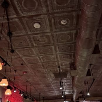 Babylon Burger Bar - The Tin Roof - Burgers Near Me - Babylon, New York