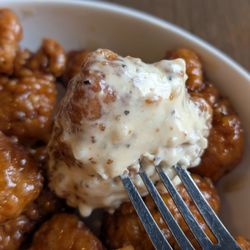 St. Louis Bar & Grill - Garlic parm boneless wing