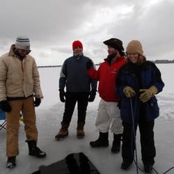 Diversions Scuba - We offer complete training for diving under the ice, and it's one of our most popular advanced specialties!