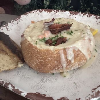 Maple Street Eatery - Clam chowder - Bars Near Me - Livermore, California Maple Street Eatery - Clam chowder - Bars Near Me - Livermore, California