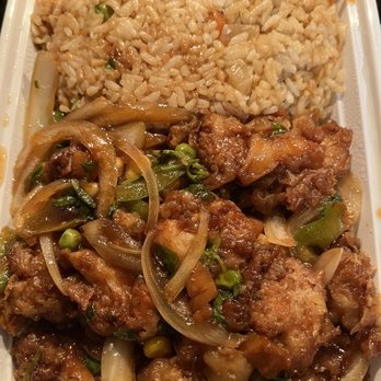 Calcutta Wok - Gobi manchurian combo with veg fried rice. Includes 1 spring roll - Chinese Near Me - Woodbridge Township, New Jersey