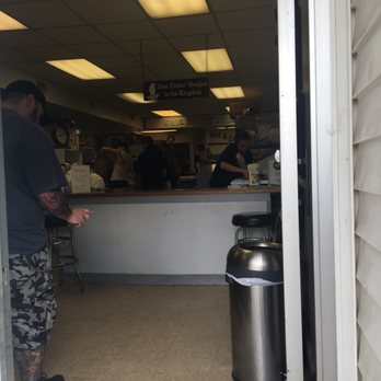 Fink's - Entrance - Sandwiches Near Me - Philadelphia, Pennsylvania