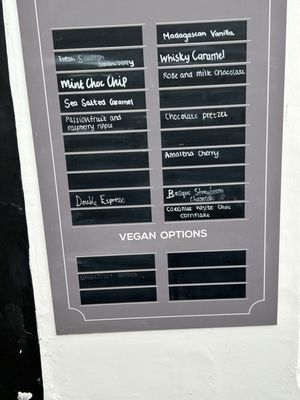 Alandas Gelato by null