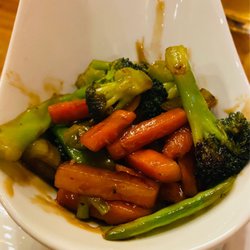 Red Pine Cookhouse - Extra veggies for the Beef and Potatoes