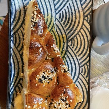 Delah Coffee - Bee hive - Desserts Near Me - Oakland, California