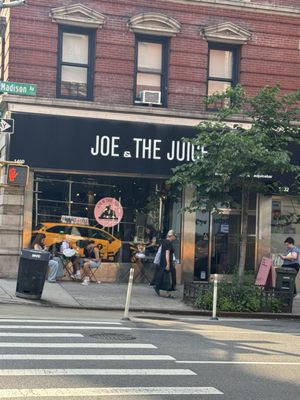 JOE & THE JUICE by null