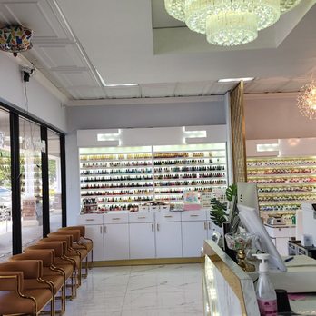 The Charleston Nail Spa - Nail Salons Near Me - Charleston, South Carolina
