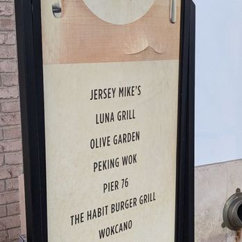 Plaza 183 - This sign of restaurants needs to be updated - Shopping Centers Near Me - Cerritos, California